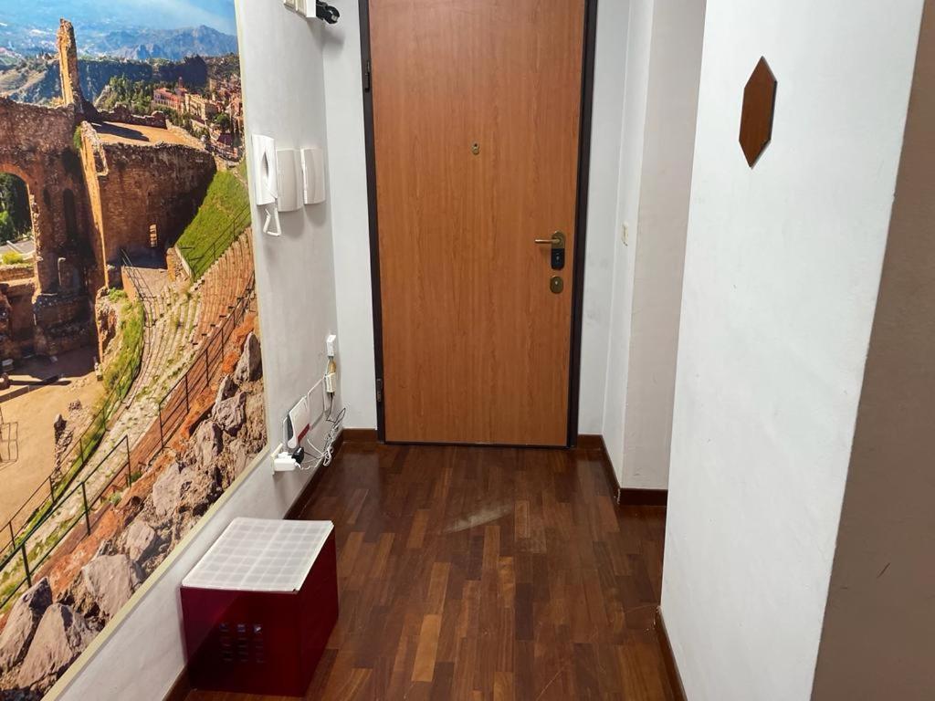 Locami Holiday&Rooms Suite Jolanda CTA Eksteriør billede